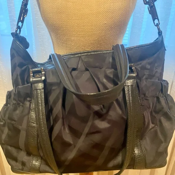 Burberry tonal nylon diaper bag with changing pad and dust bag - Picture 12 of 16